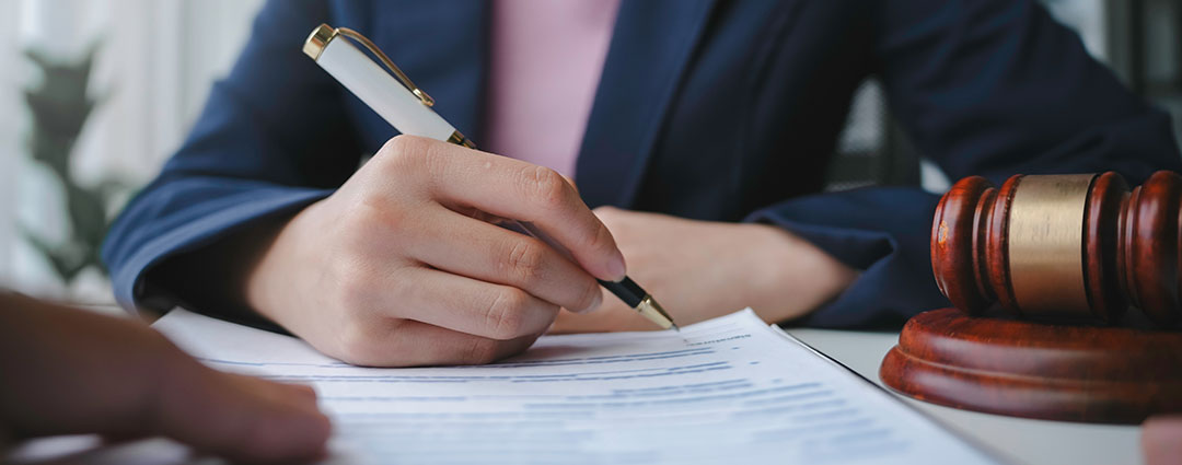 Guide to applying for an offer in compromise with power of attorney book and gavel.